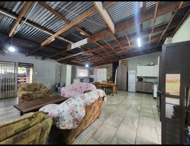 3 BEDROOM HOUSE FOR SALE IN ROTHDENE